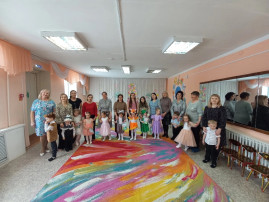 Международный Женский День Международный Женский День.